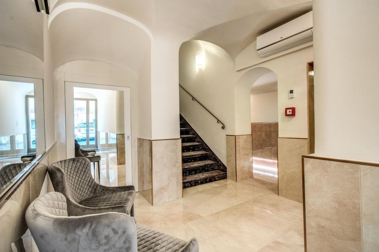 Hotel San Silvestro Roma Exterior foto